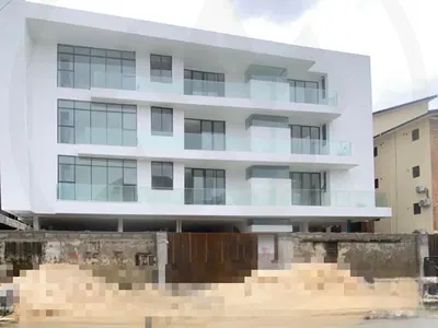 Fully Serviced 2 Bedroom Apartment with Elevator, Pool, and Gym