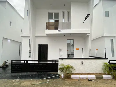 4 Bedroom Semi Detached Duplex with En-Suite Rooms