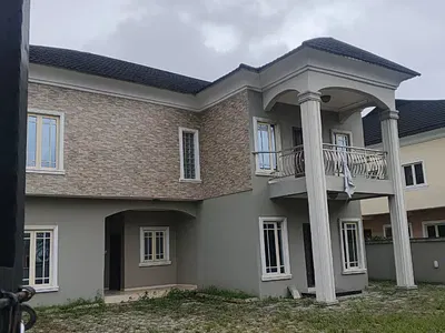 Spacious 4-Bedroom Flat