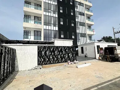 Serviced 3 Bedroom Apartment with Spacious Rooms