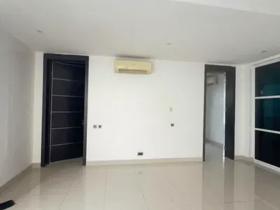 Sharp and Potable Mini Flat