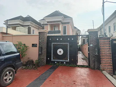 5 Bedroom Duplex with BQ