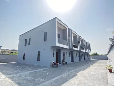 4 Bedroom