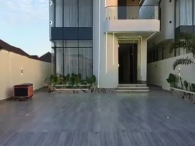 Luxury 5 Bed Room Fully Detached Duplex with BQ and Swimming Pool
