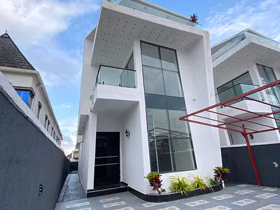 5 Bedroom Elegant Fully Detached Duplex with BQ and Swimming Pool