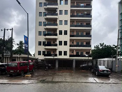 Beautiful 2 Bedroom Penthouse