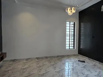 Luxury 2 Bedroom Apartment