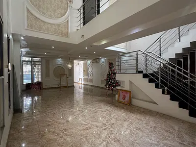 5 Bedroom Duplex