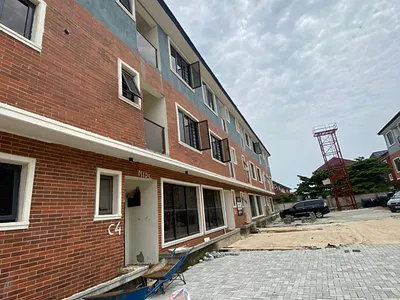 5 Bedroom Terrace Duplex.