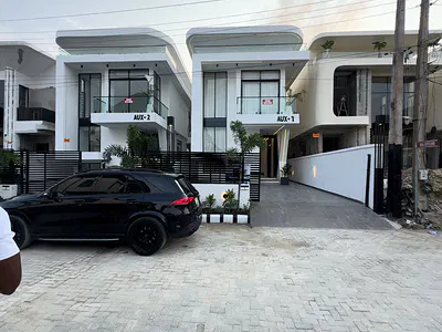 Luxury 5 Bedroom Detached Duplex with Swimming Pool, BQ