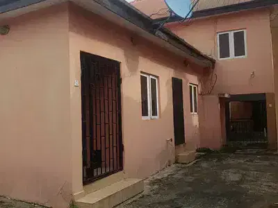 Well Maintained 4 Bedroom Detached Duplex with BQ