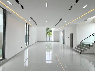 5 Bedroom Detached Duplex