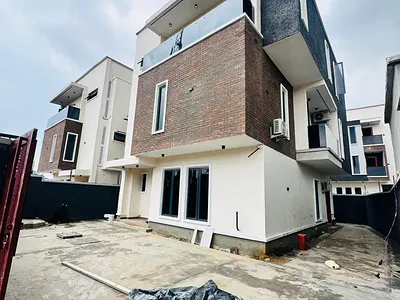 Exquisitely Built Furnished 4 Bedroom Fully Detached Duplex