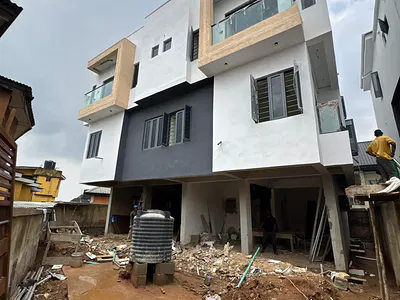 Lovely Built 4 Bedroom Semi Detached Duplex Duplex with a Room BQ