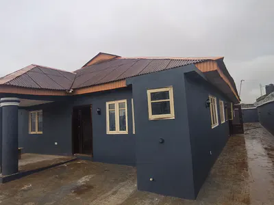 Very Spacious Mini Flat in a Big Compound