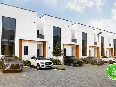 Modern 3 Bedroom Terrace + BQ, Solar Powered.