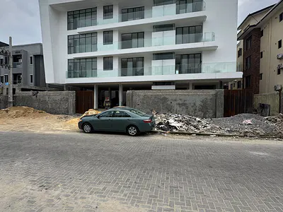 Luxury 2 Bedroom Apartment with an Elevator