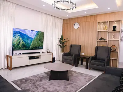 Fully Furnished 3 Bedroom Apartment+ Elevator+ 24/7 Light