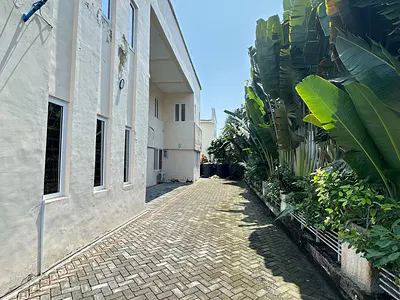 Solid 4 Bedrom Detached Duplex & 2 Rooms BQ Northern Foreshore 600DSQM