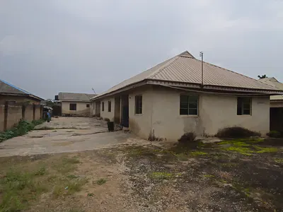 Massive 6 Units of Mini Flats