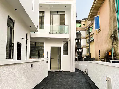4-Bedroom Fully Detached Duplex