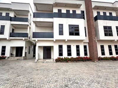 Newly Built 5 Bedroom Smart Home