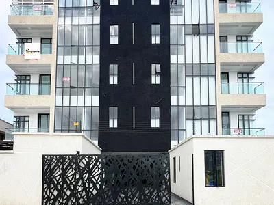 Four Bedroom Flat with Cinema