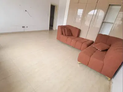 Standard 1 Bedroom Apartment (Upstairs)