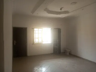 Well Renovated Miniflat Directly Facing the Road