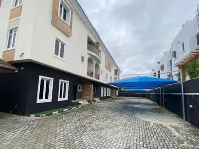 Self Serviced Duplex with BQ. 4 Units in the Compound. Video Available