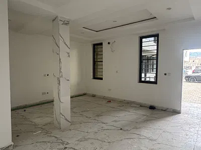 Brand New 1 Bedroom Flat