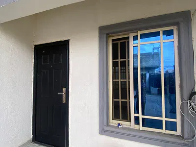 Sharp One Bedroom Mini Flat Apartment