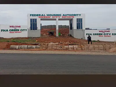 3 Bedroom Block of Flats