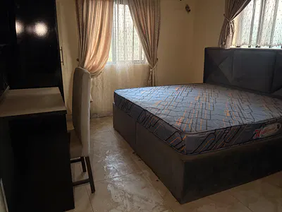 Very Neat/Spacious 2 Bedroom with Dining