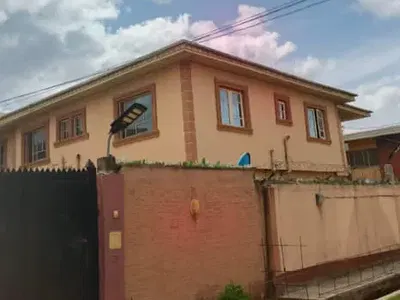 Luxury 4 Flats of 3 Bedroom and a Standard 3 Bed Bungalow on 670SQM.