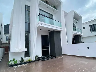 A Refined 4 Bedroom Fully Detached Duplex with BQ
