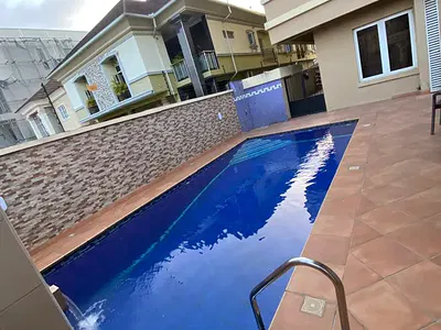 24HRS Power Spacious 3 Bedroom Pent Flat + BQ and Pool