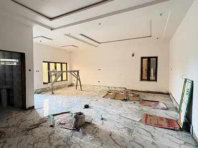 Luxury, Well Finished 3 Bedroom Apartment