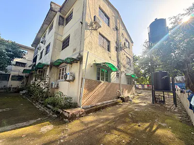 4 Bedroom Block of Flat