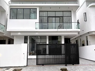 4 Bedroom Fully Detached Duplex
