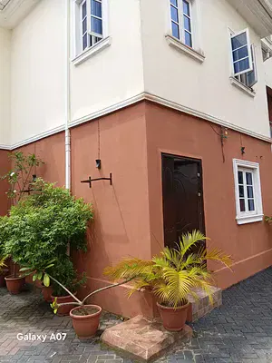 Room and Parlour Self Contain