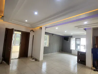 Luxurious Massive 2 Bedroom Flat