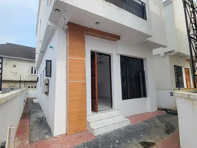 Standard and Spacious 4 Bedroom Fully Detached Duplex with Inverter