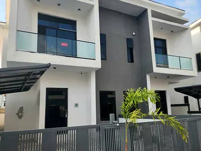 Beautiful and Spacious 4 Bedroom Semi Detached Duplex