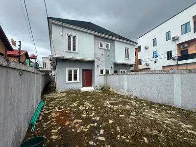 4bedroom Semi Detached Duple X