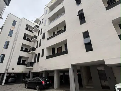 3 Bedrooms Apartment with BQ Available