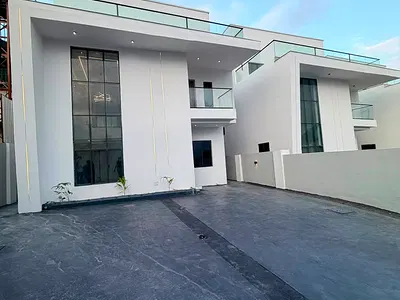 Units of Luxury 4-Bedroom Penthouses with Private Pool
