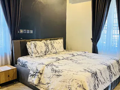 Deluxe Studio Apartment