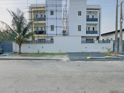 Exquisitely Newly Built 5 Bedroom Detached Duplex with BQ