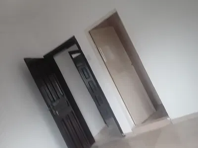 Spacious Fine 2 Bedroom Flat Downstairs